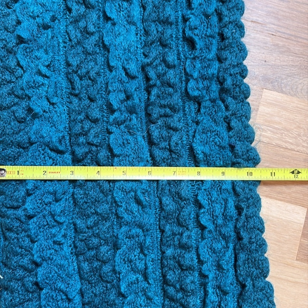 Charlie Paige Deep Teal Knit Infinity Scarf Women’s OS - Picture 7 of 8
